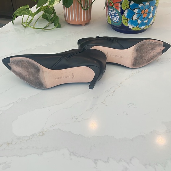 Veronica Beard Leone Pointed Toe Black Leather Bootie Size 8 - Picture 13 of 13